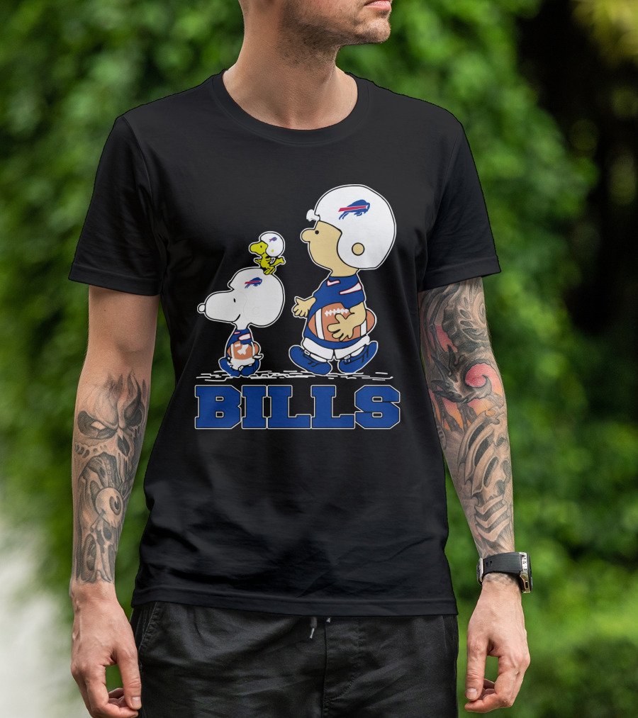 Snoopy Woodstock And Charlie Brown Buffalo Bills Fans Football Helmets T-Shirt