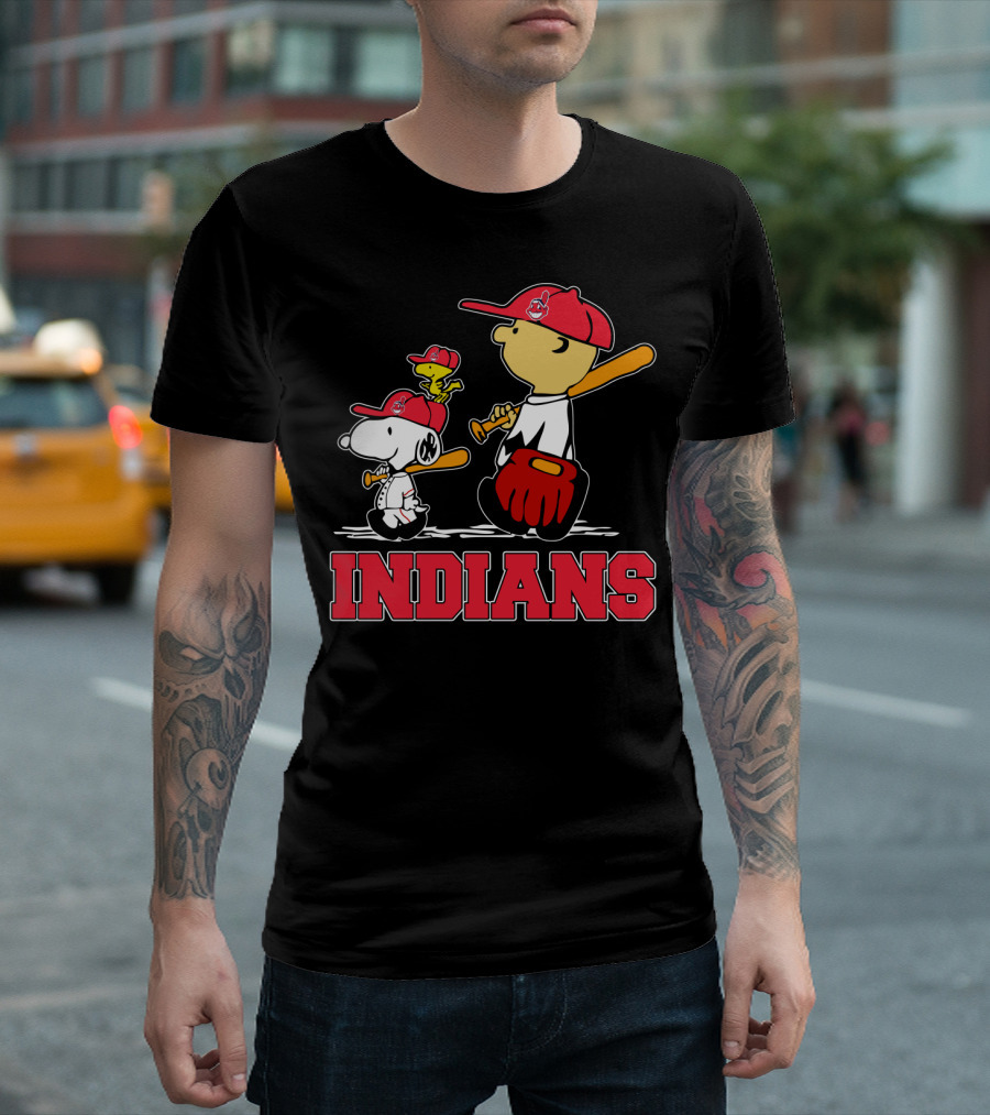 Snoopy Woodstock Cleveland Indians Baseball Fans T-Shirt