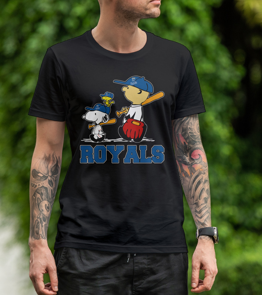 Royals Fans With Snoopy Woodstock And Charlie Brown Peanuts Baseball Theme T-Shirt