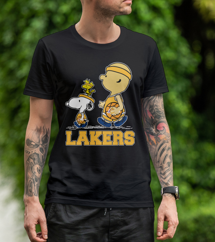 Snoopy And Woodstock With Basketballs For Los Angeles Lakers Fans T-Shirt