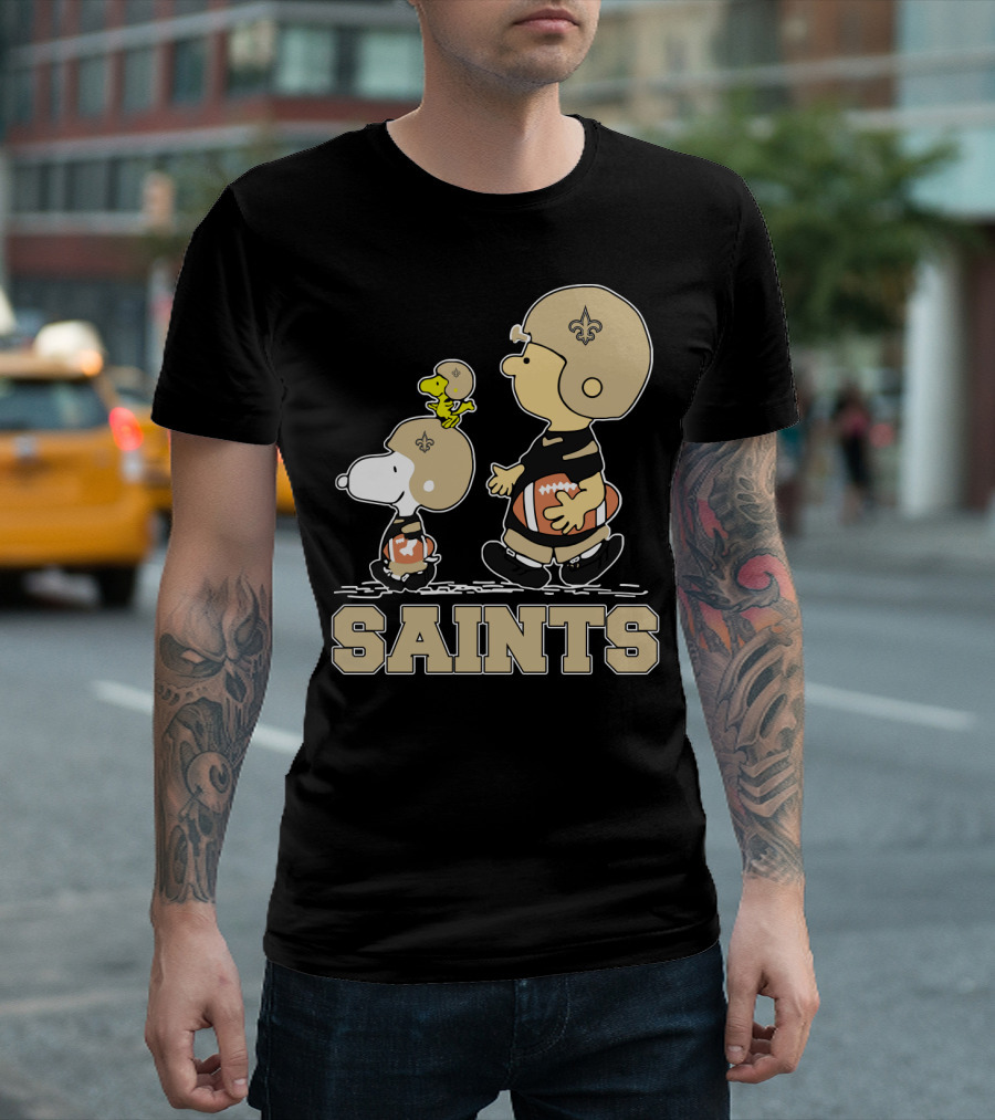 Snoopy Woodstock Charlie Brown New Orleans Saints Fans T-Shirt