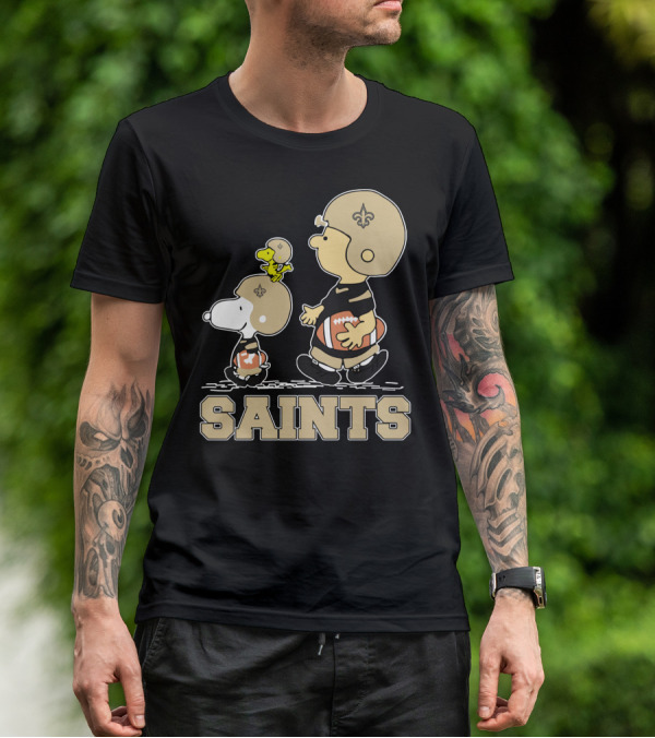 Snoopy Woodstock Charlie Brown New Orleans Saints Fans T-Shirt