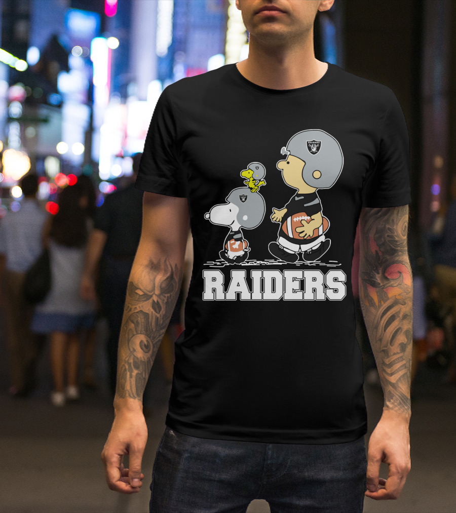Snoopy And Peanuts Characters As Raiders Football Fans T-Shirt