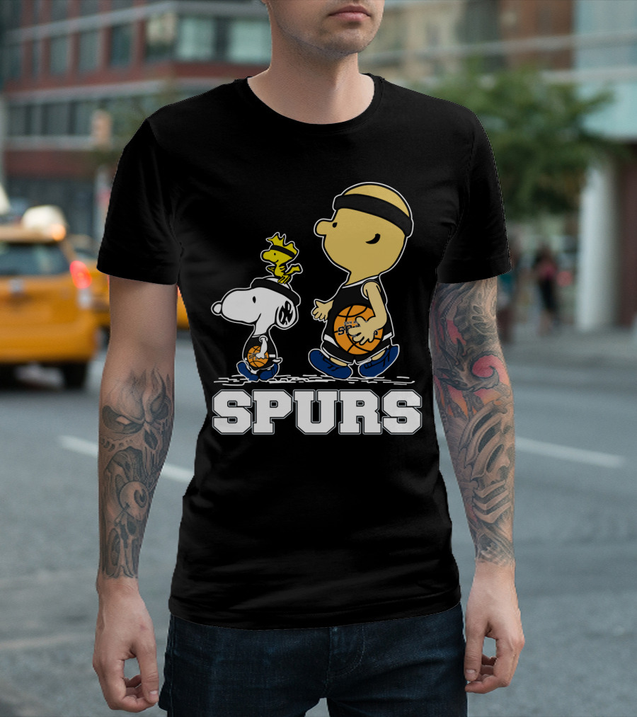 Snoopy Woodstock Basketball San Antonio Spurs Fans T-Shirt
