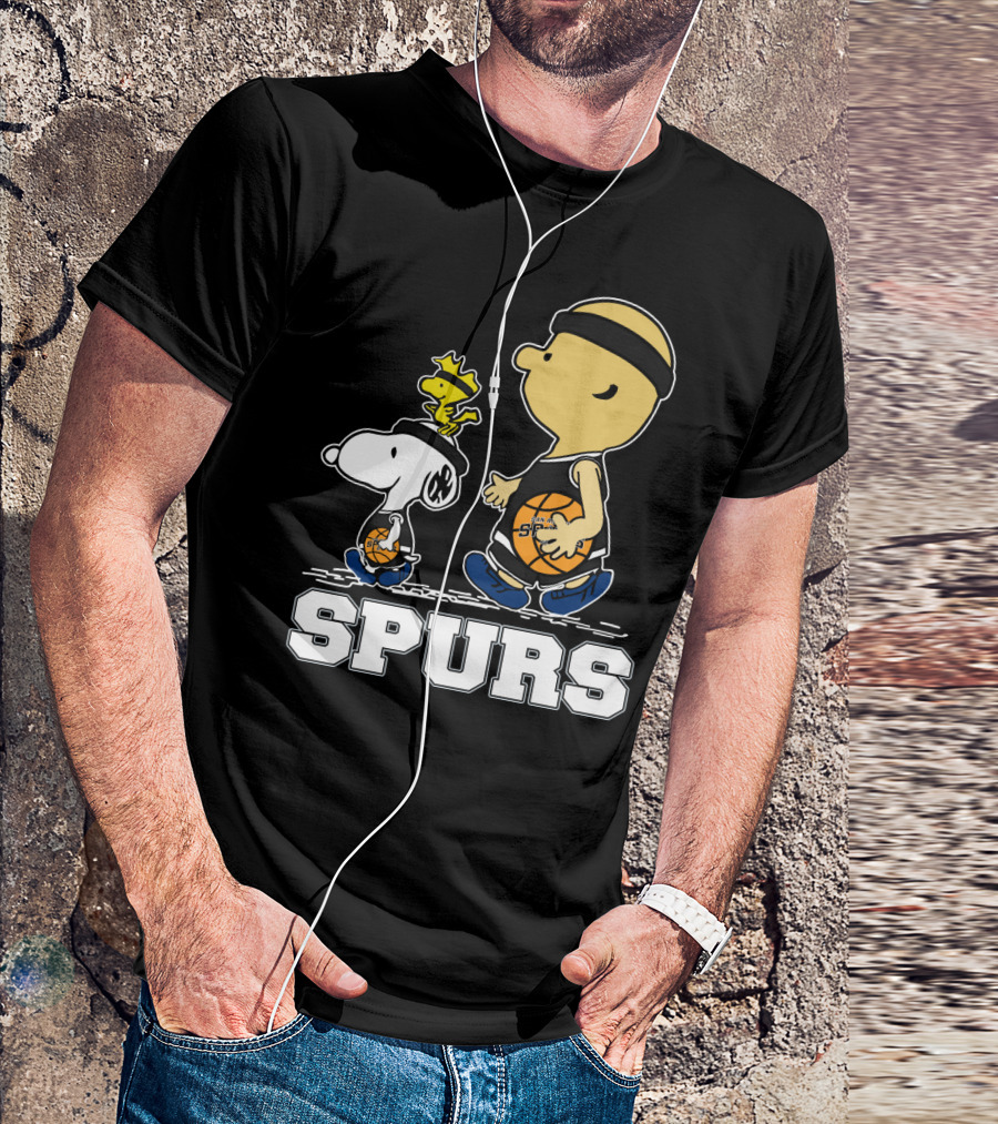 Snoopy Woodstock Basketball San Antonio Spurs Fans T-Shirt