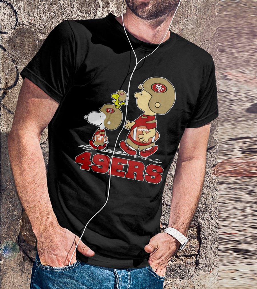 Snoopy And Woodstock With Charlie Brown San Francisco 49ers Football Team Fans T-Shirt