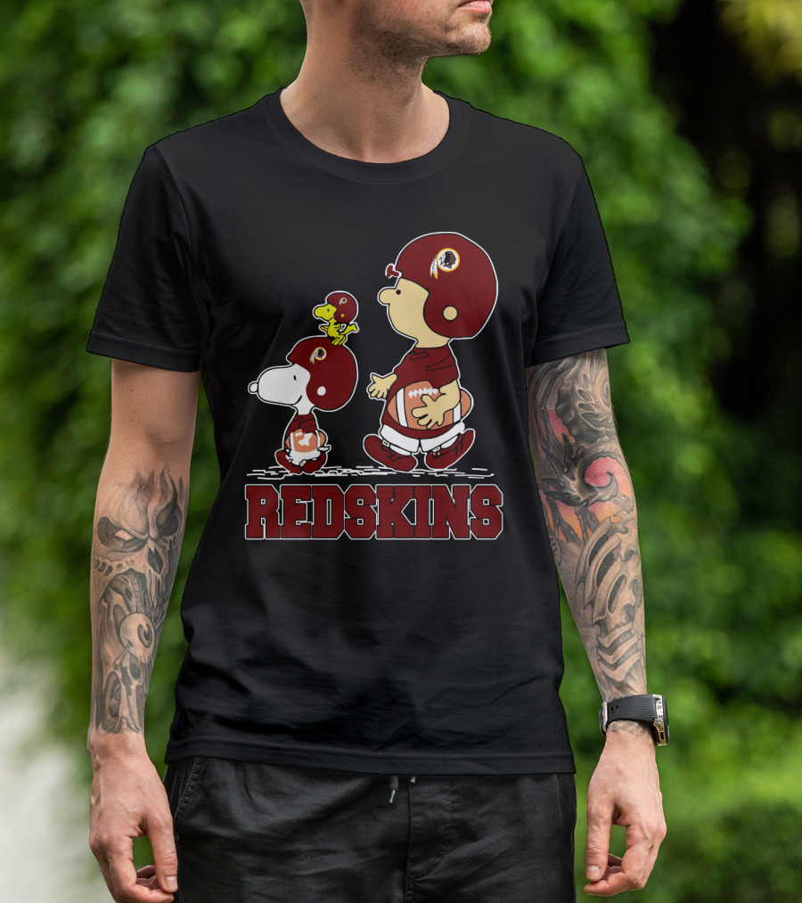 Snoopy Redskins Fans With Football Helmets And Peanuts Characters T-Shirt