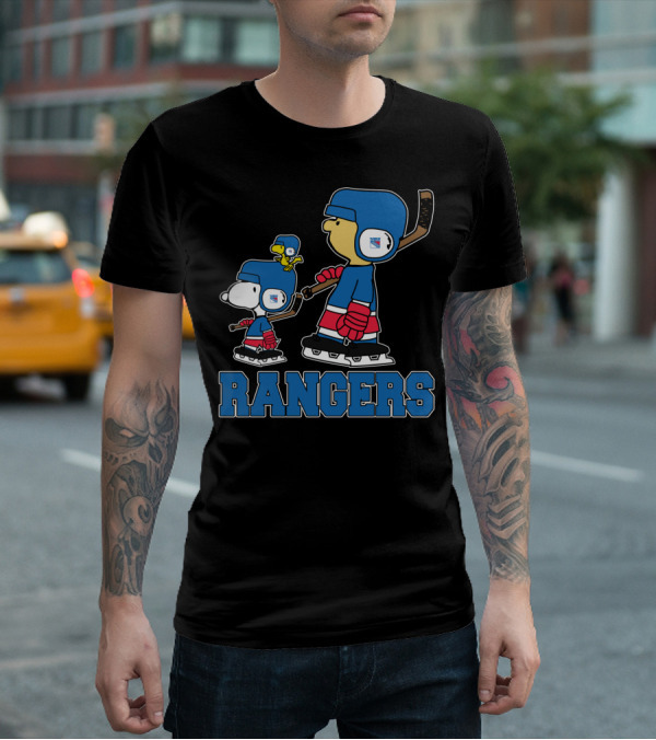 Snoopy And New York Rangers Fans Rangers Ice Hockey Skating With Woodstock And Friend T-Shirt