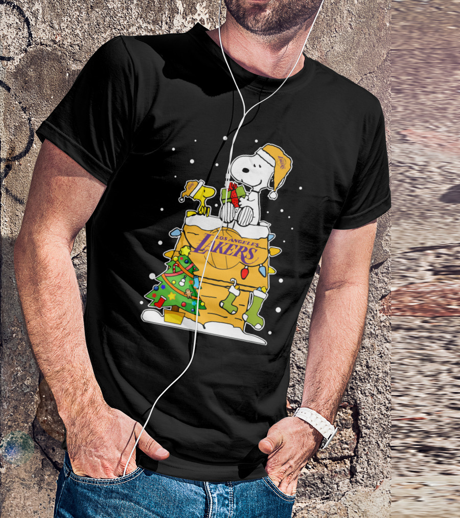 Los Angeles Lakers Snoopy Christmas With Woodstock And Santa Hats T-Shirt