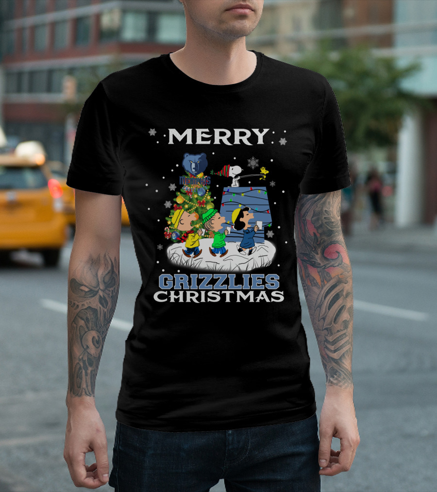 Merry Memphis Grizzlies Christmas Snoopy And Friends Holiday Scene T-Shirt