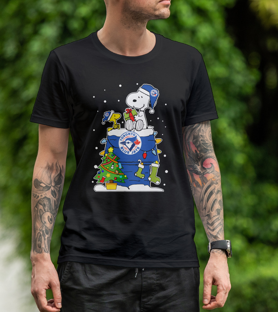 Toronto Blue Jays Snoopy Holiday Christmas Peanuts Fan T-Shirt