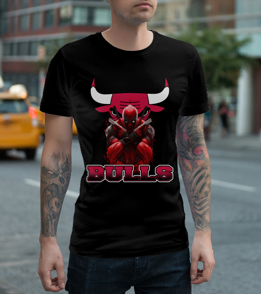 Chicago Bulls Deadpool Collaboration Bulls Logo Crossover T-Shirt