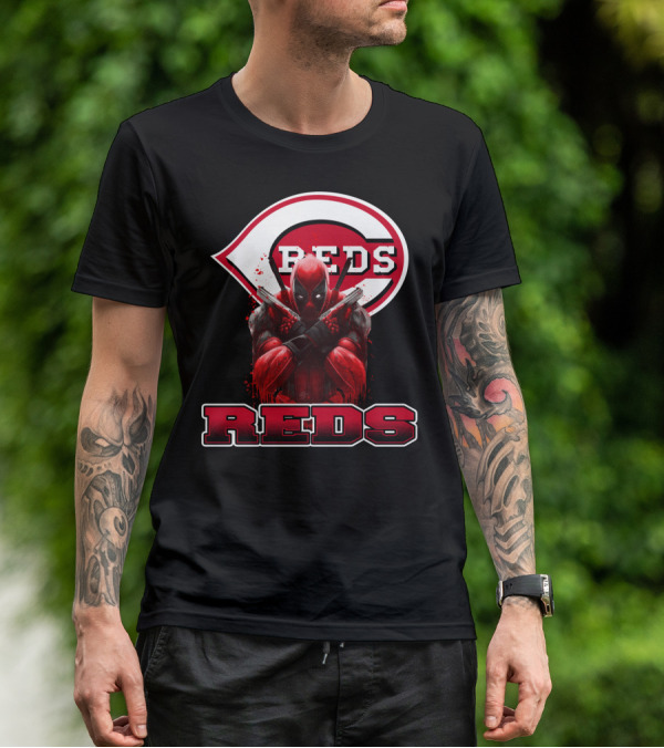 Cincinnati Reds Deadpool Crossover Fan Favorite T-Shirt