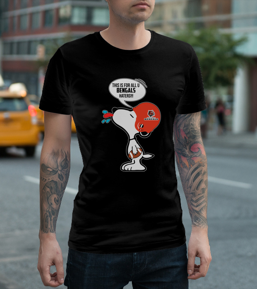 Snoopy Cincinnati Bengals Helmet Speech Bubble Haters Football T-Shirt