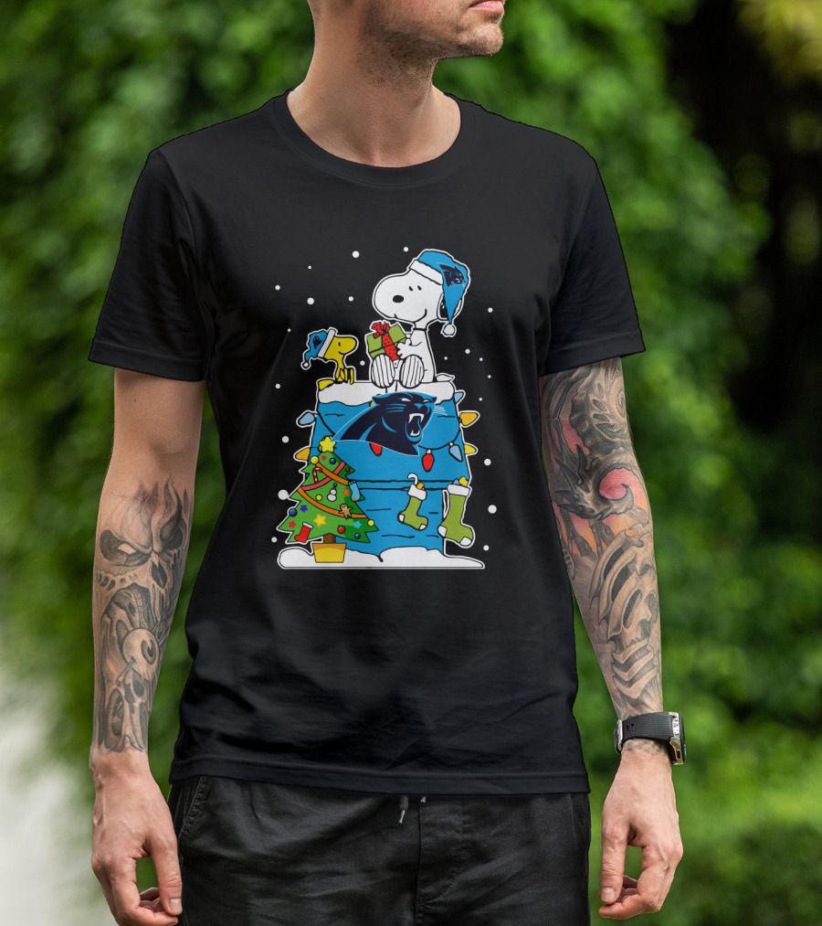 Carolina Panthers And Snoopy Christmas Celebration T-Shirt