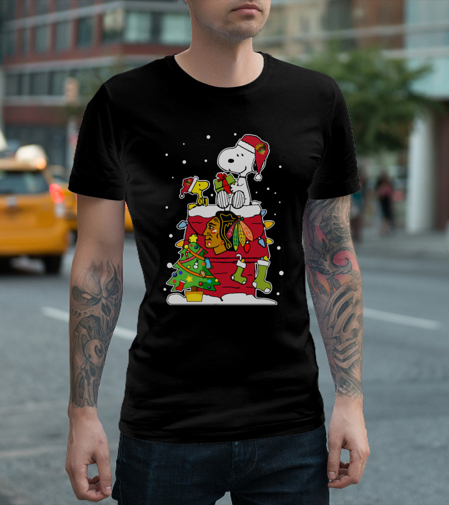 Chicago Blackhawks Snoopy Christmas with Woodstock and Santa Hat Scene T-Shirt