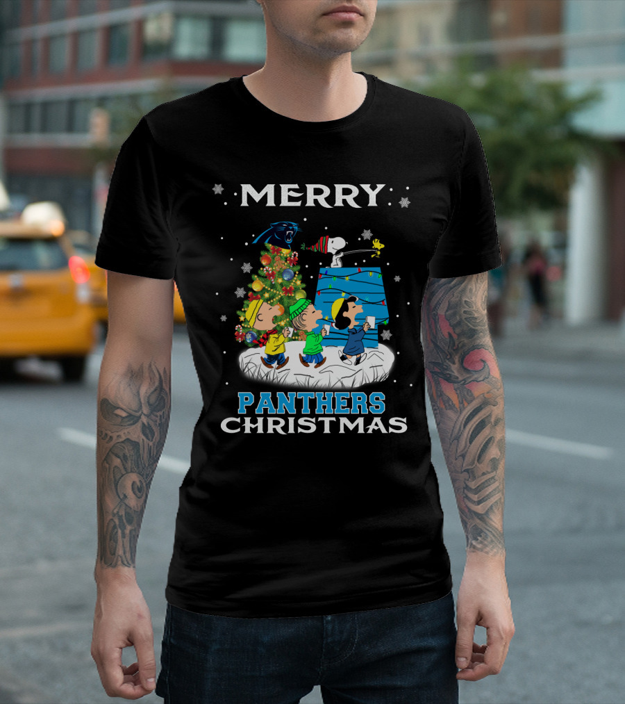 Merry Carolina Panthers Christmas Snoopy Peanuts Fans T-Shirt