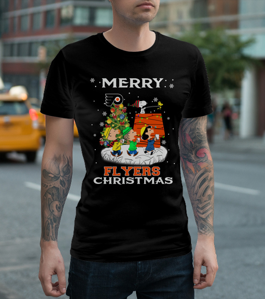 Merry Philadelphia Flyers Christmas Snoopy Peanuts Holiday Celebration Tree Woodstock T-Shirt