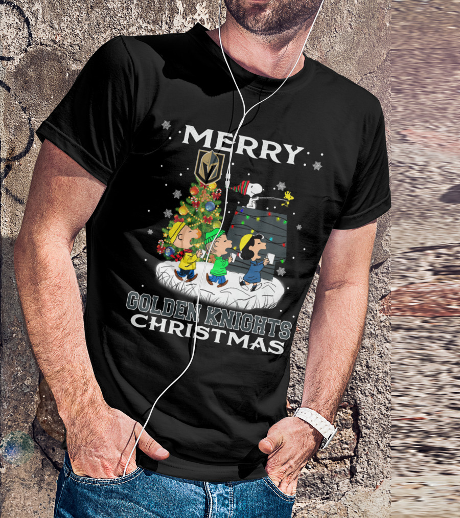 Merry Golden Knights Christmas Featuring Snoopy And Peanuts Characters With Christmas Tree T-Shirt
