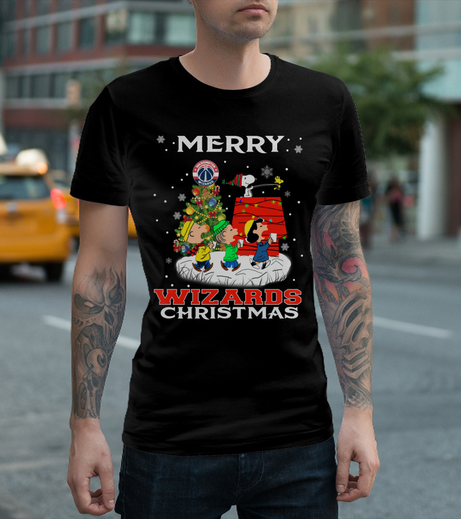 Merry Washington Wizards Christmas Snoopy Fans Christmas Tree Festive Celebration T-Shirt