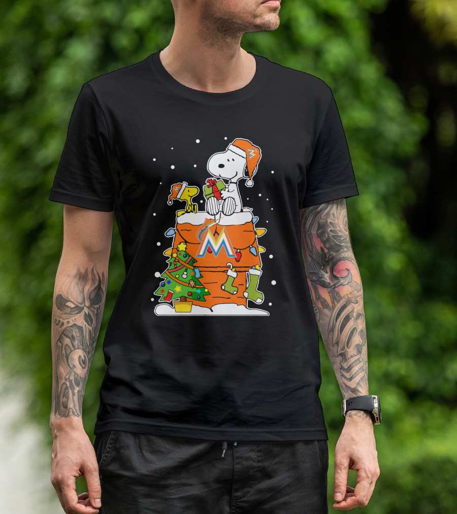 Miami Marlins Snoopy Christmas Holiday Scene With Gifts And Tree T-Shirt