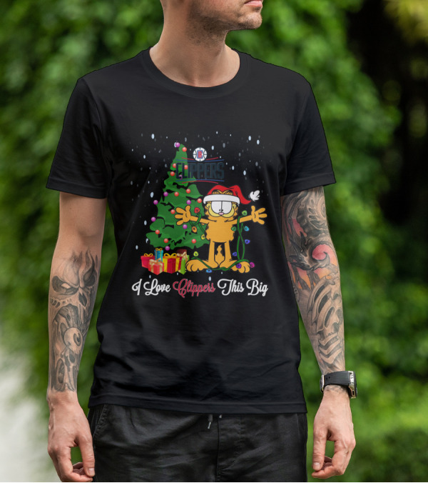 La Clippers Christmas Garfield With Tree And Gifts I Love Clippers This Big T-Shirt