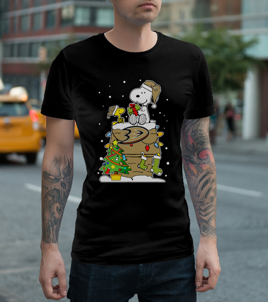 Anaheim Ducks Christmas Snoopy and Woodstock with Gifts T-Shirt