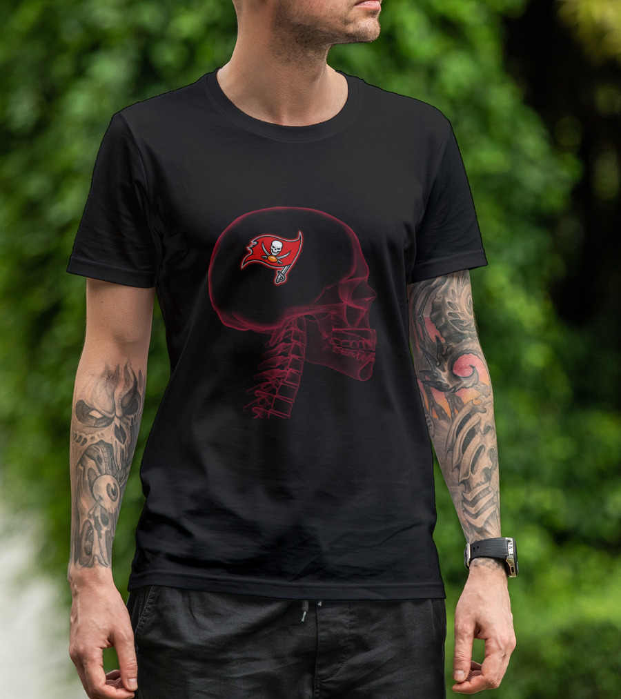 Tampa Bay Buccaneers Halloween Skull Brain T-Shirt