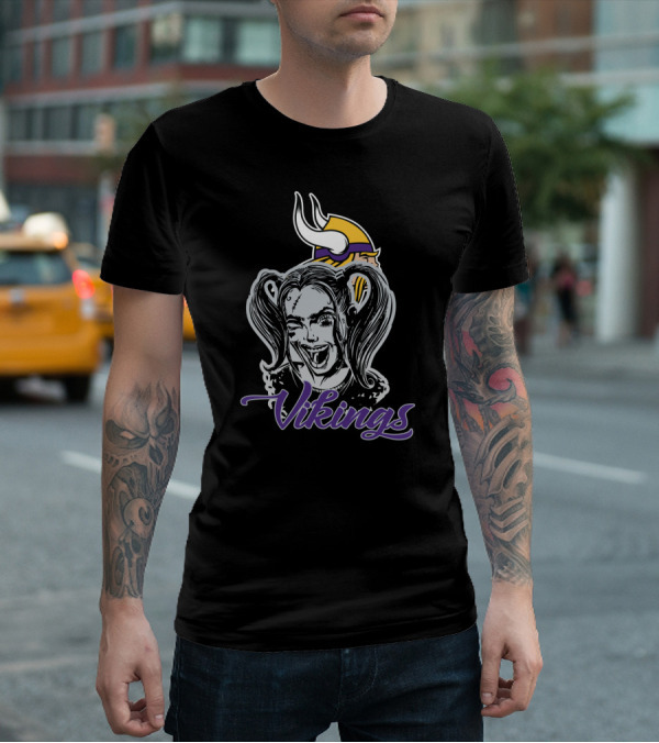 Harley Quinn Minnesota Vikings T-Shirt