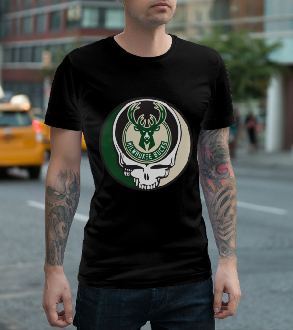 Milwaukee Bucks Grateful Dead Skull Logo Fusion T-Shirt