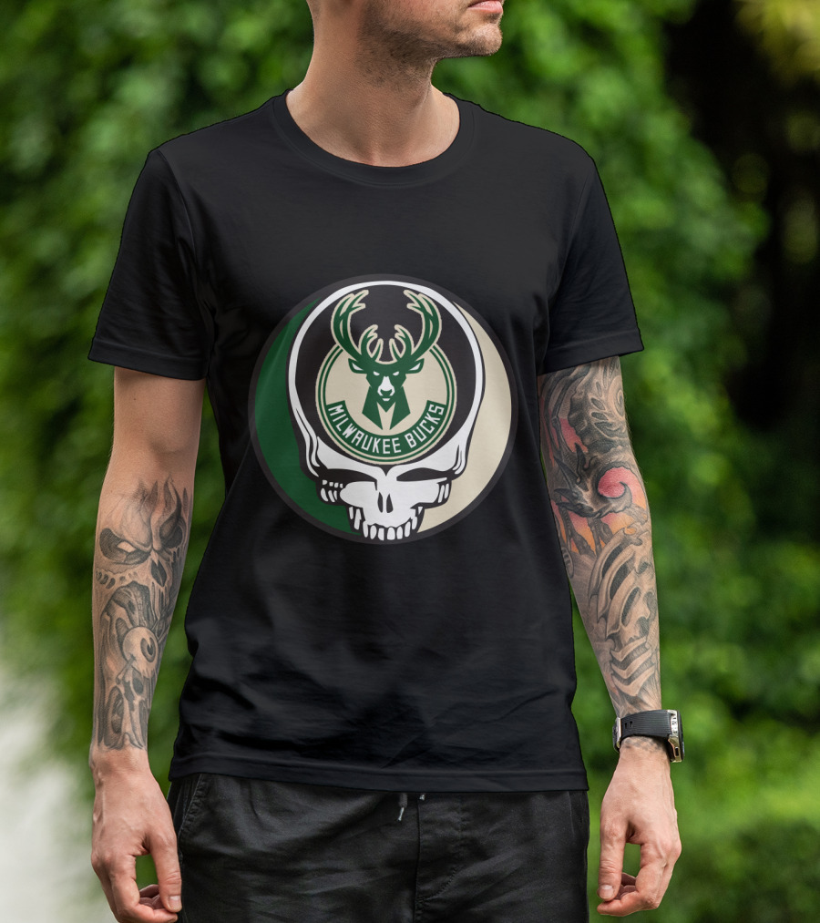 Milwaukee Bucks Grateful Dead Skull Logo Fusion T-Shirt