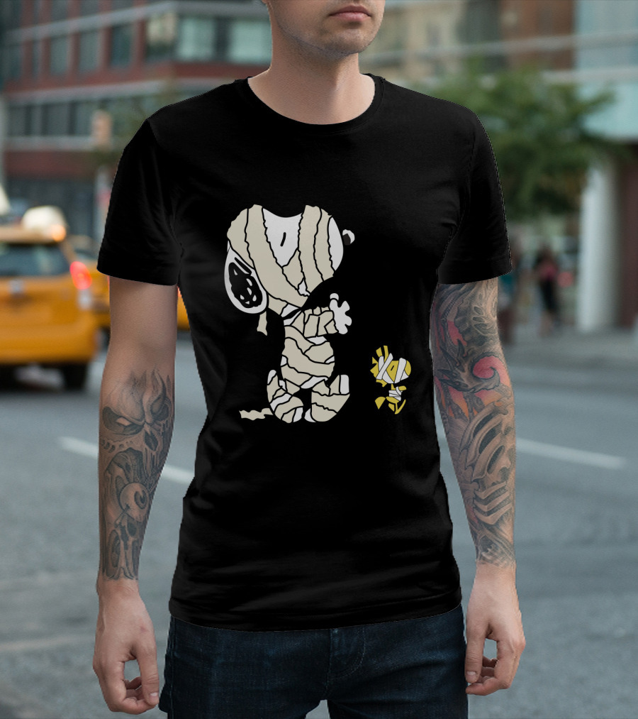 Peanuts Snoopy Mummy Wrapped Woodstock Halloween T-Shirt