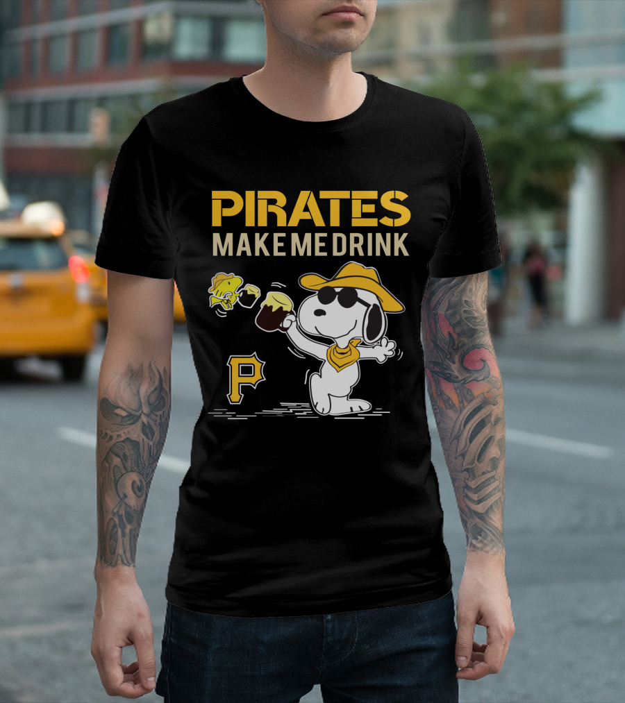 Pittsburgh Pirates Make Me Drink Snoopy with Beer and Woodstock T-Shirt