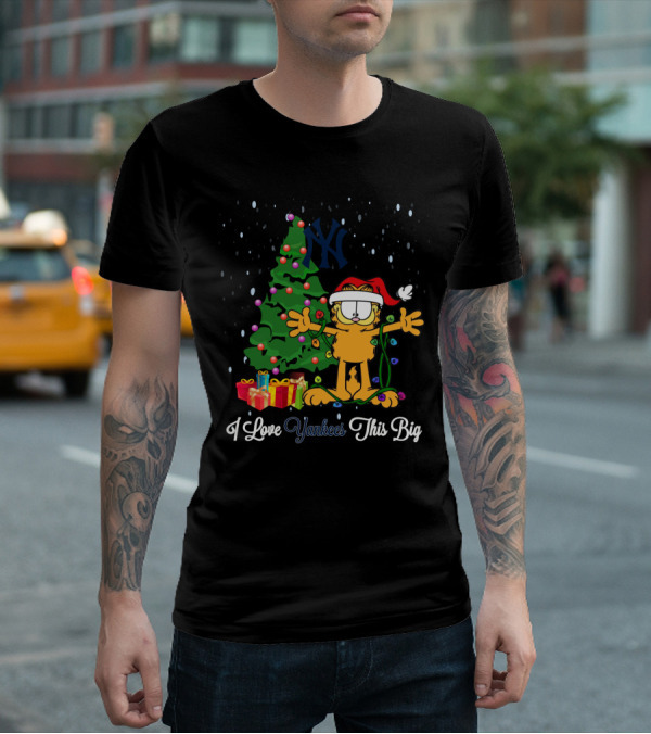 I Love Yankees This Big Christmas Garfield Santa Holiday T-Shirt