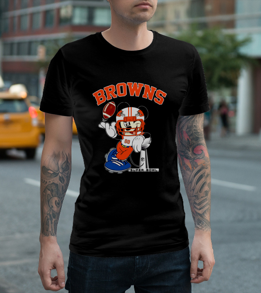 Browns Mickey Nfl Super Bowl Football T-Shirt