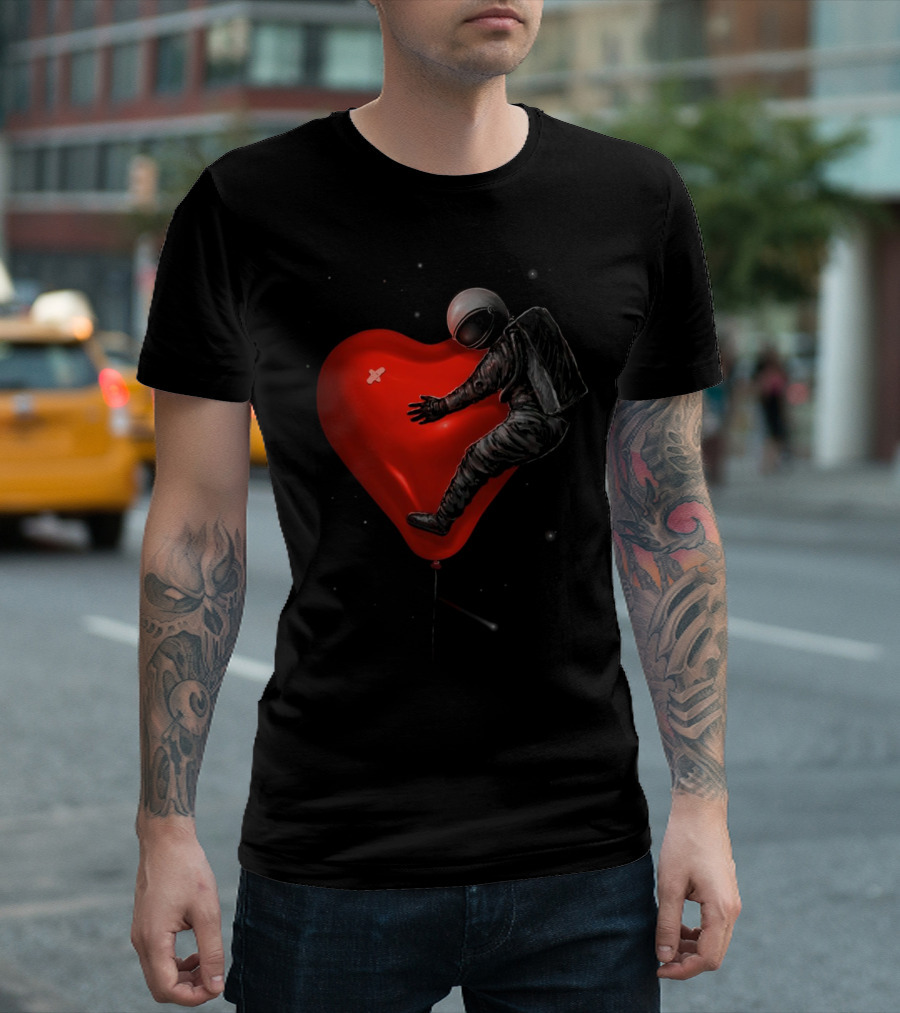 Space Astronaut Embraces Heart Balloon T-Shirt