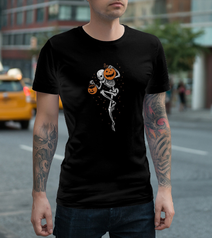 Skeleton Dancing With Pumpkins Halloween Fun T-Shirt