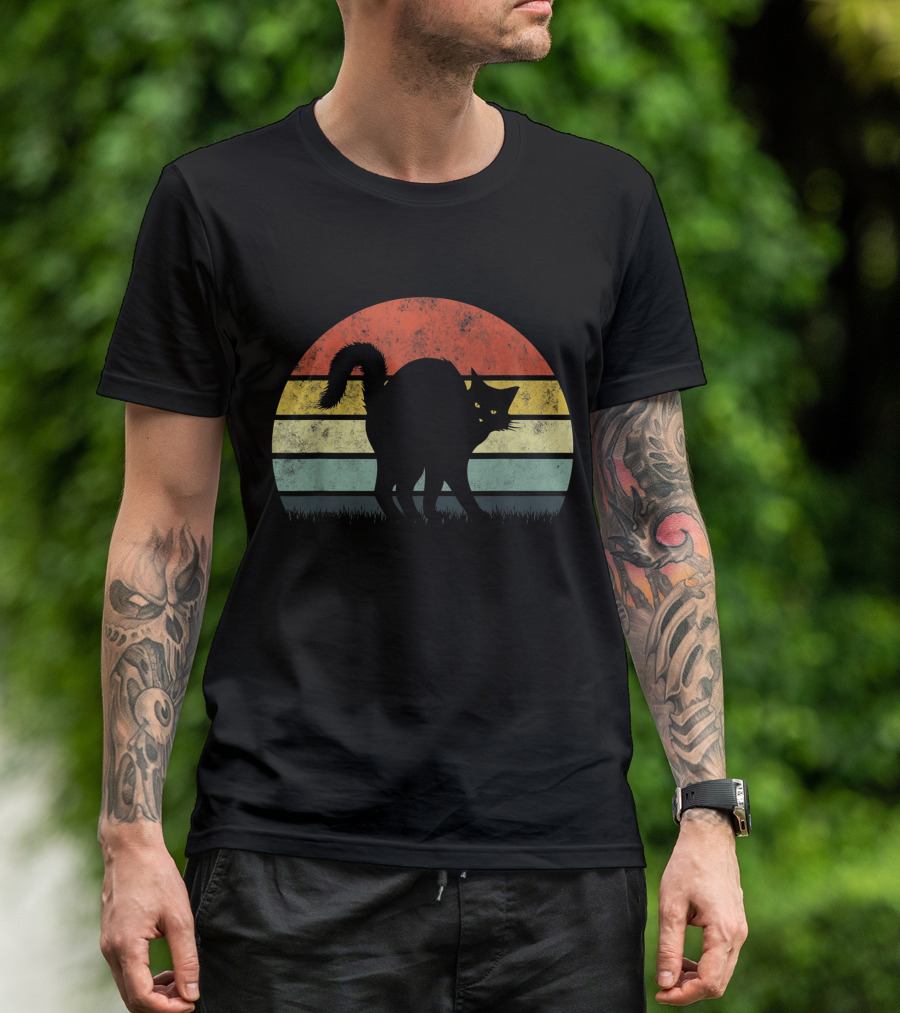 Vintage Retro Scary Black Cat Silhouette Sunset T-Shirt