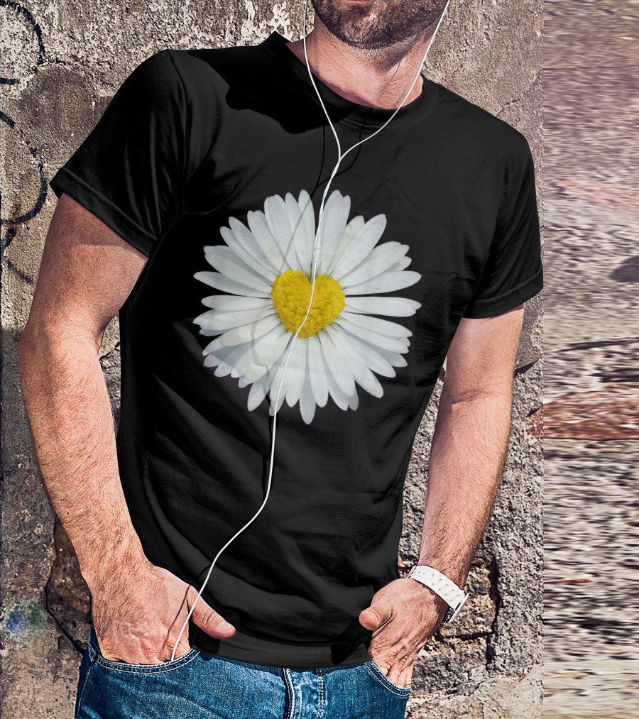 White And Yellow Heart Daisy Blossom T-Shirt