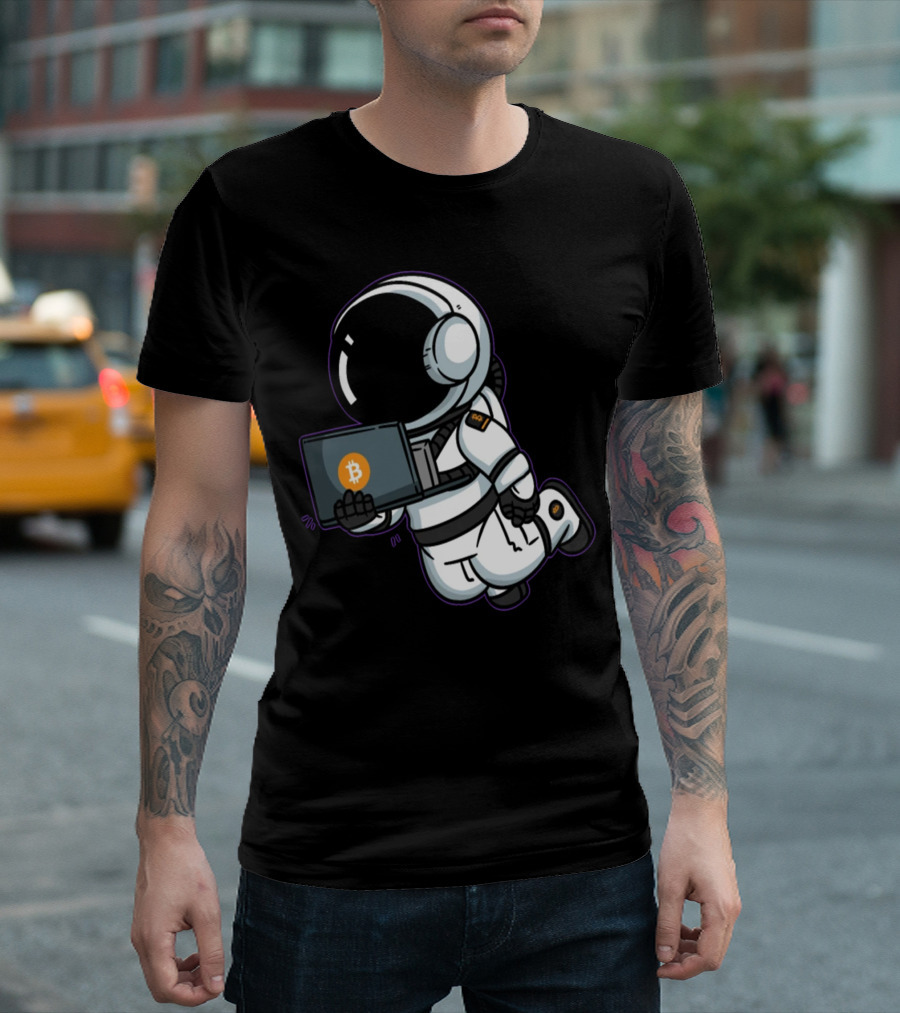 Astronaut Bitcoin To The Moon Crypto Adventure T-Shirt