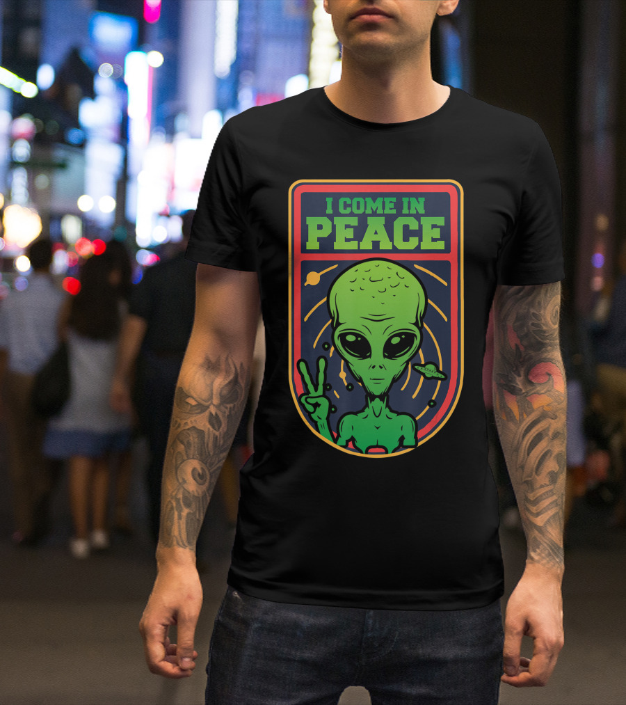 I Come In Peace Green Alien Face Head With UFO And Peace Sign T-Shirt