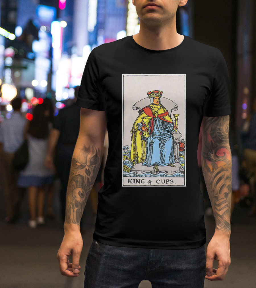 King Of Cups Tarot Card Ruler Element Water Symbolism T-Shirt