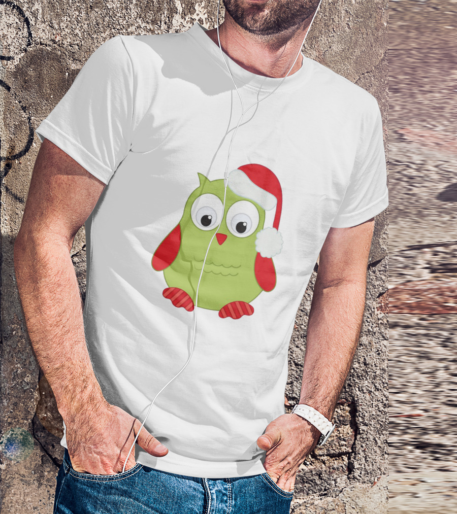 Cute Santa Owl Christmas Green And Red Cartoon Owl Santa Hat T-Shirt