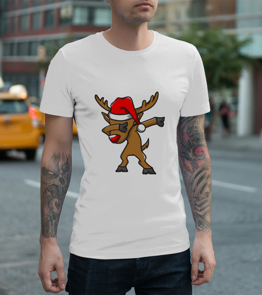 Funny Dabbing Reindeer with Santa Hat Christmas Costume T-Shirt