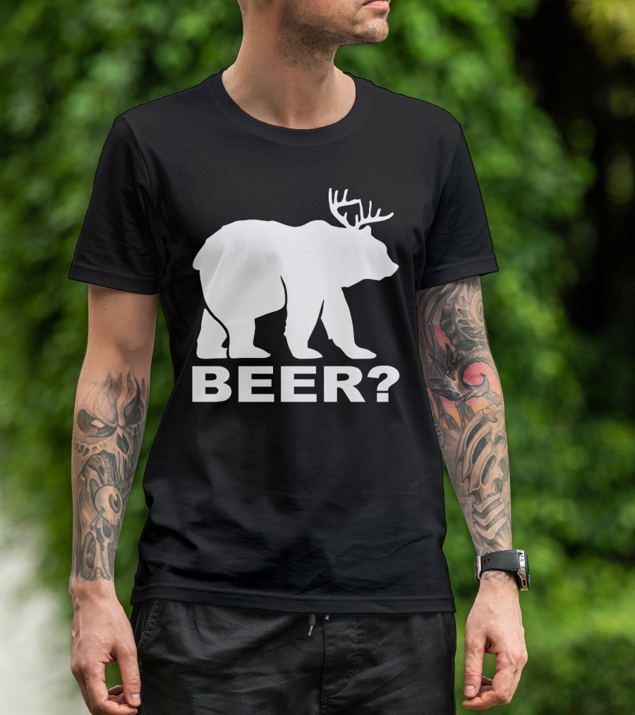 BEER Funny Drinking Party Bear With Antlers Optical Illusion T-Shirt