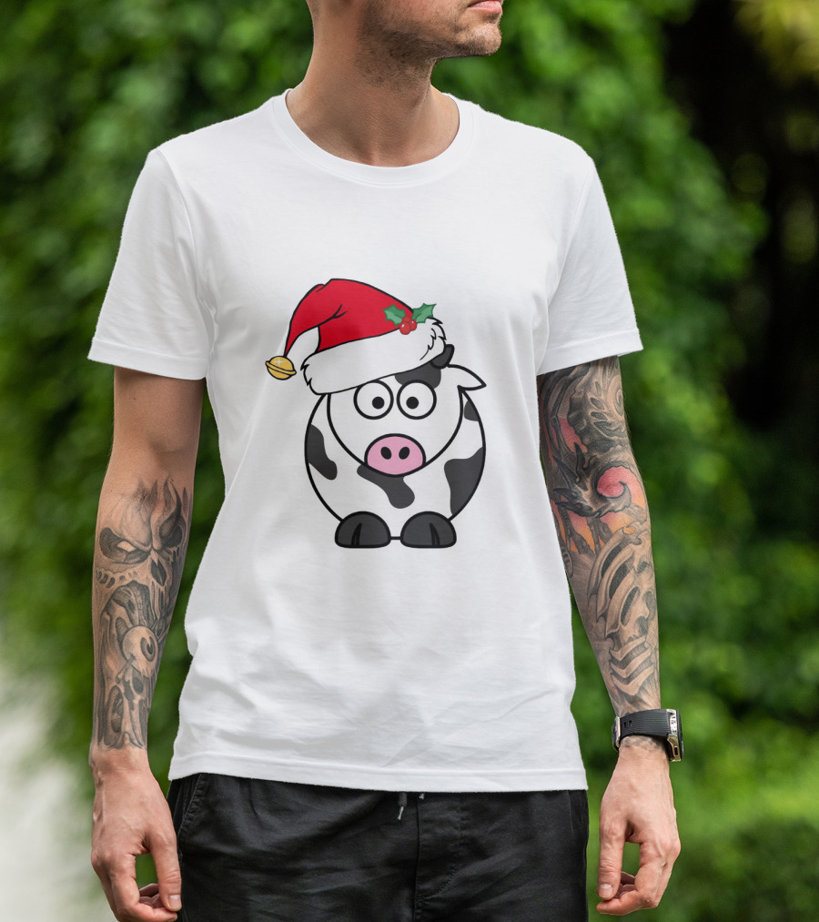 Cartoon Cow With Santa Hat And Holly Christmas Charm T-Shirt