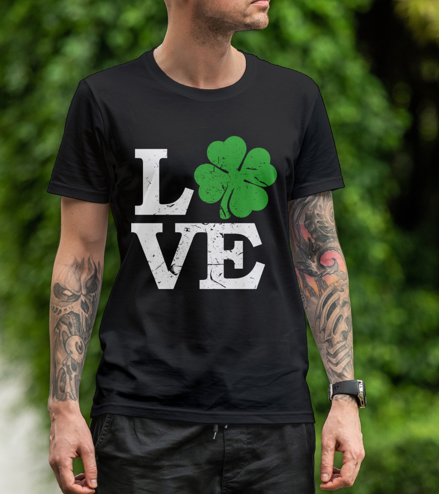 St. Patrick's Day Love With Shamrock T-Shirt