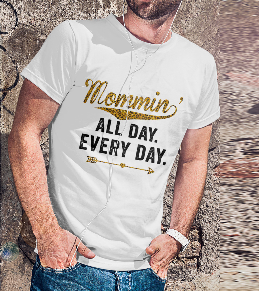 Mommin All Day Every Day Leopard Print Arrow T-Shirt