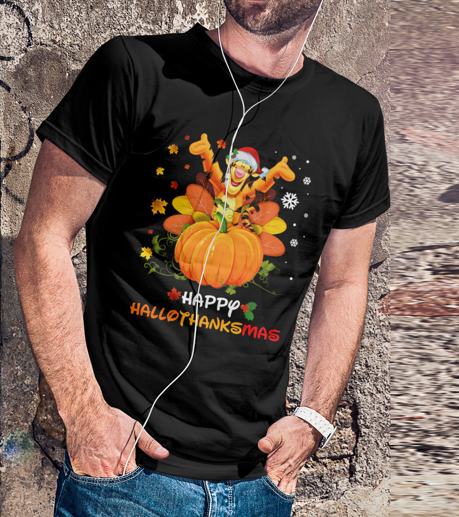 Happy Hallothankmas Tigger Santa Pumpkin Snowflakes Leaves T-Shirt