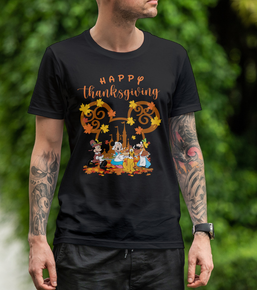Happy Thanksgiving Mickey And Friends Disneyland Castle T-Shirt